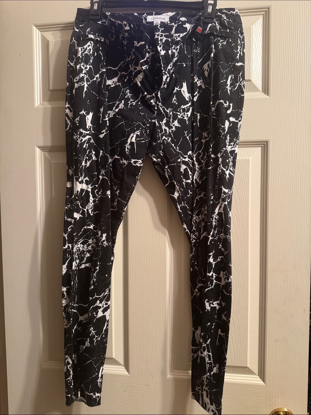 Calvin Klein Black and White Marble-Print Leggings